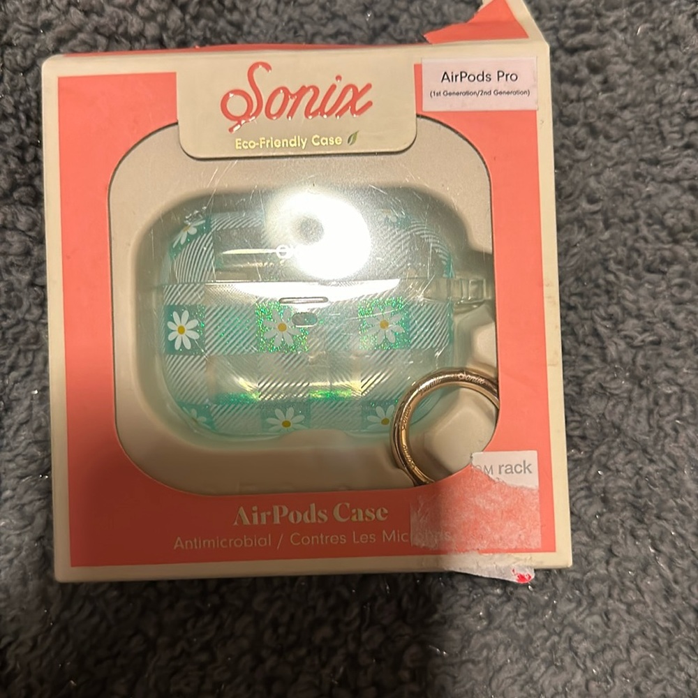 Beautiful brand new AirPods Pro case